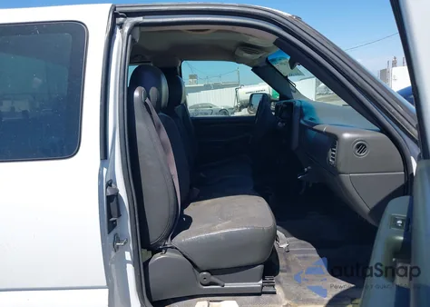 2005 GMC Sierra 2500Hd Work Truck z USA, uszkodzony, nr VIN 1GDHC29U15E283042